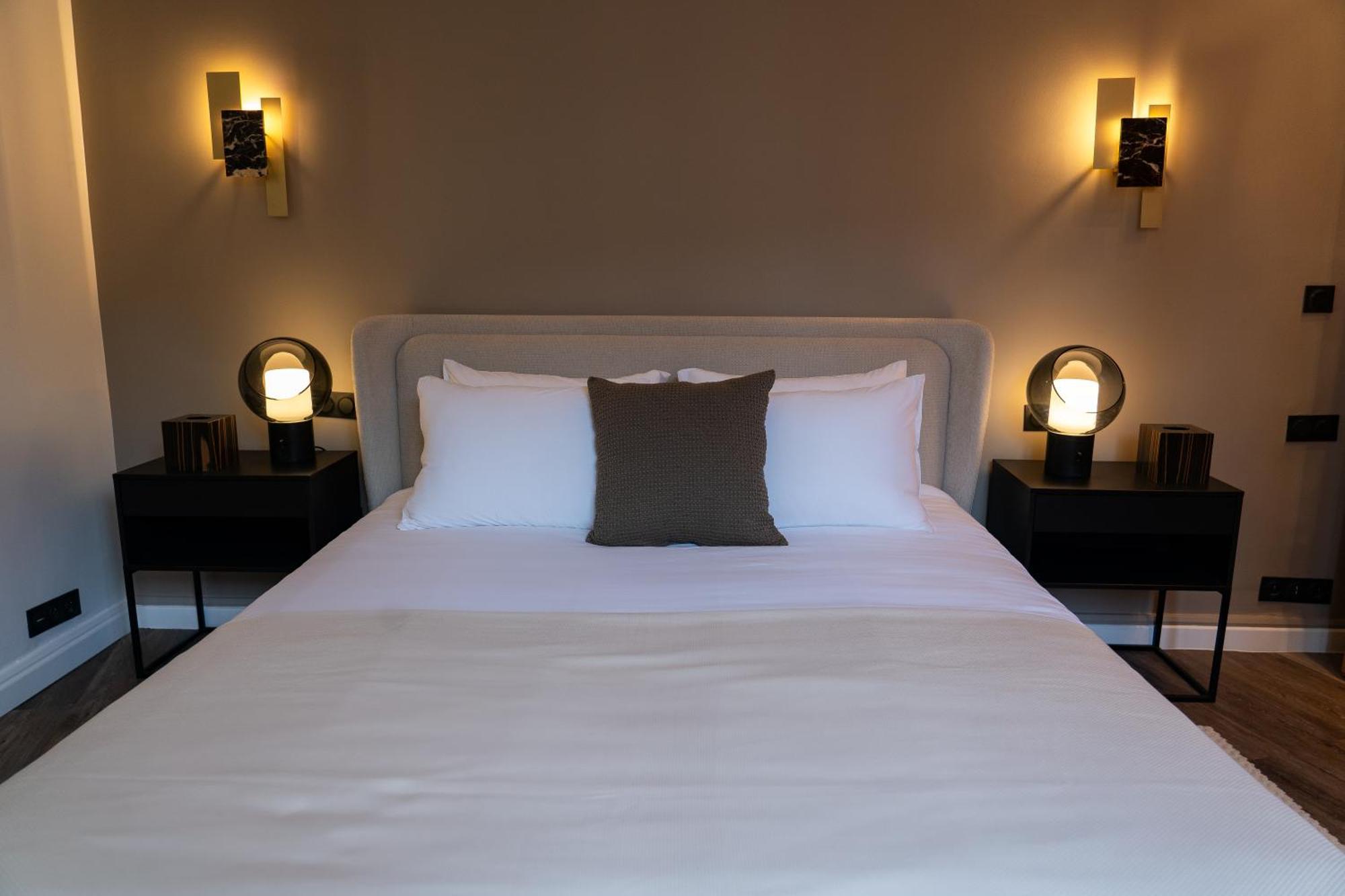 Signature Champs Elysees Париж Экстерьер фото
