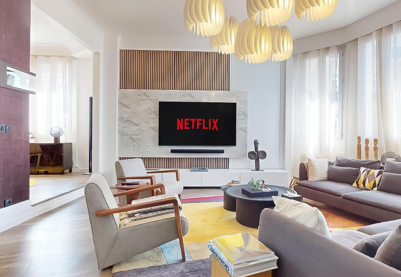 Signature Champs Elysees Париж Экстерьер фото