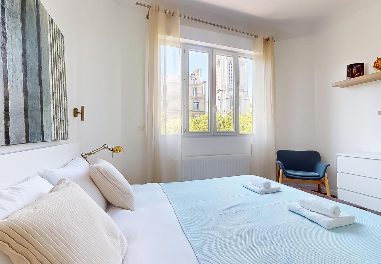 Signature Champs Elysees Париж Экстерьер фото