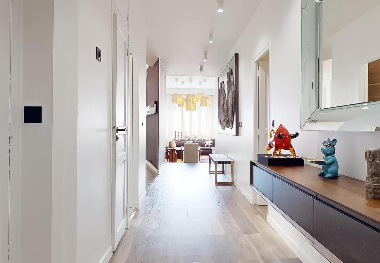 Signature Champs Elysees Париж Экстерьер фото